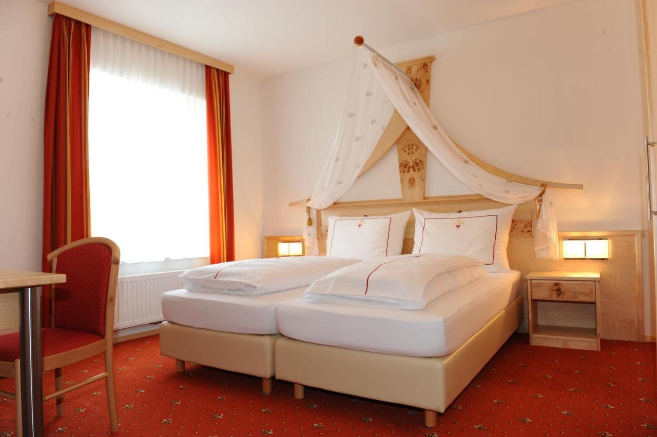Hotel-Gasthof-Fleischerei - Zur Alten Post Schwanberg Ngoại thất bức ảnh