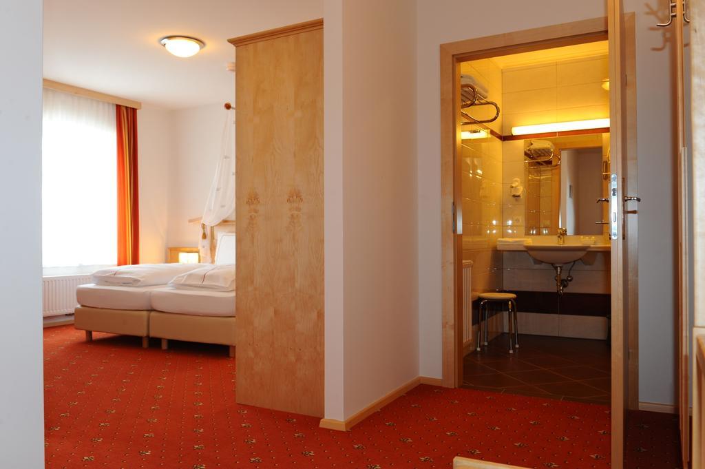 Hotel-Gasthof-Fleischerei - Zur Alten Post Schwanberg Ngoại thất bức ảnh