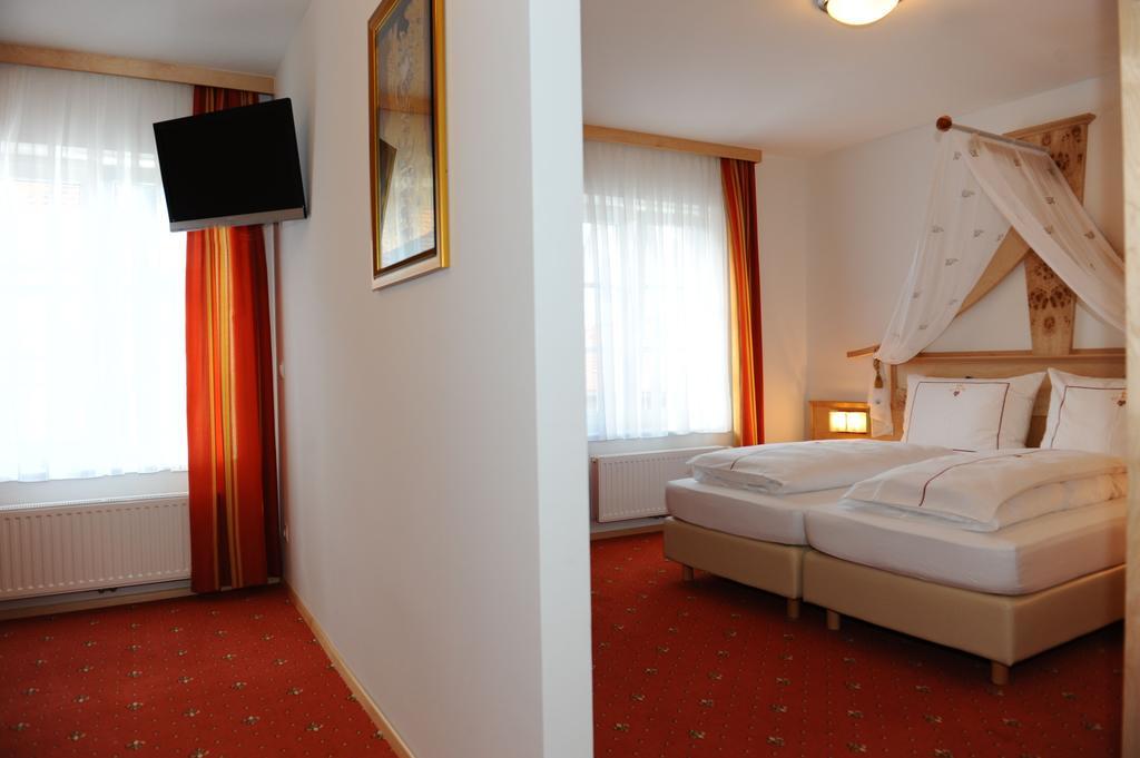 Hotel-Gasthof-Fleischerei - Zur Alten Post Schwanberg Ngoại thất bức ảnh