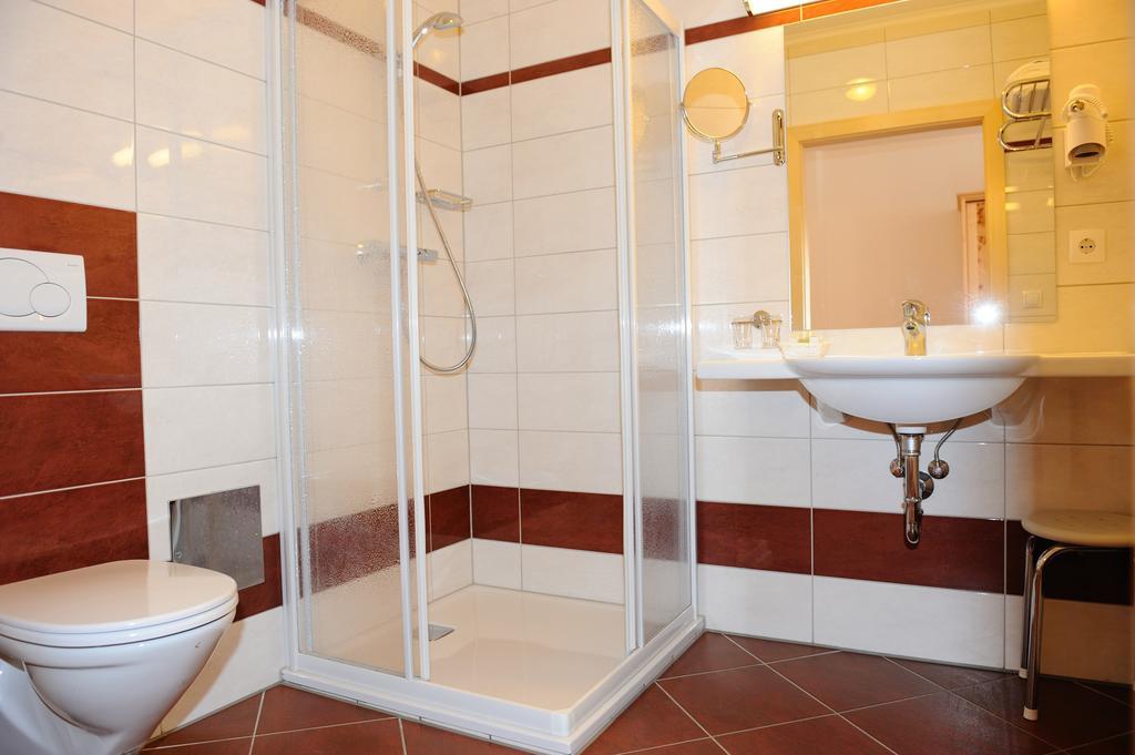 Hotel-Gasthof-Fleischerei - Zur Alten Post Schwanberg Ngoại thất bức ảnh